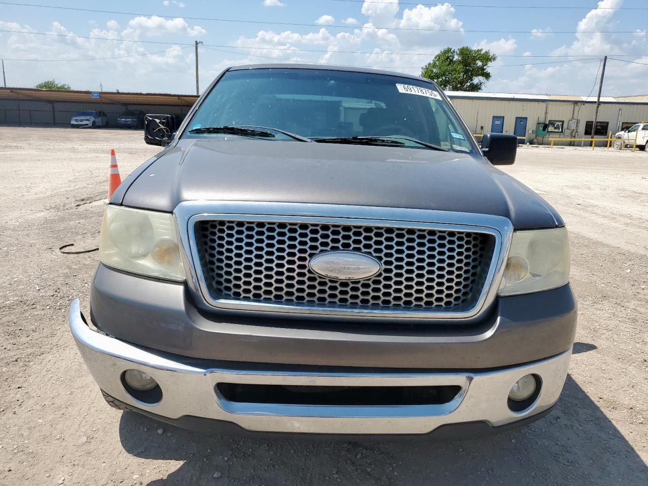 2007 Ford F150 Supercrew - Image 5