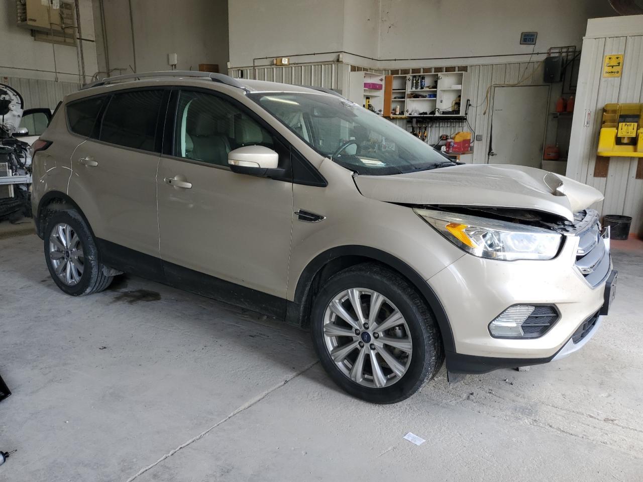 2017 Ford Escape Titanium - Фото 4