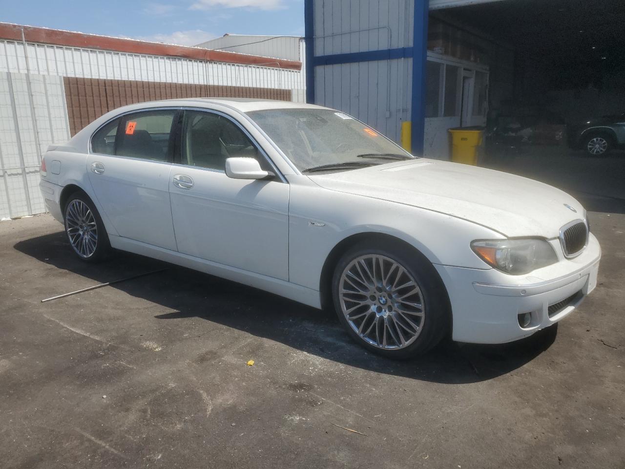 2007 BMW 750 - Фото 4