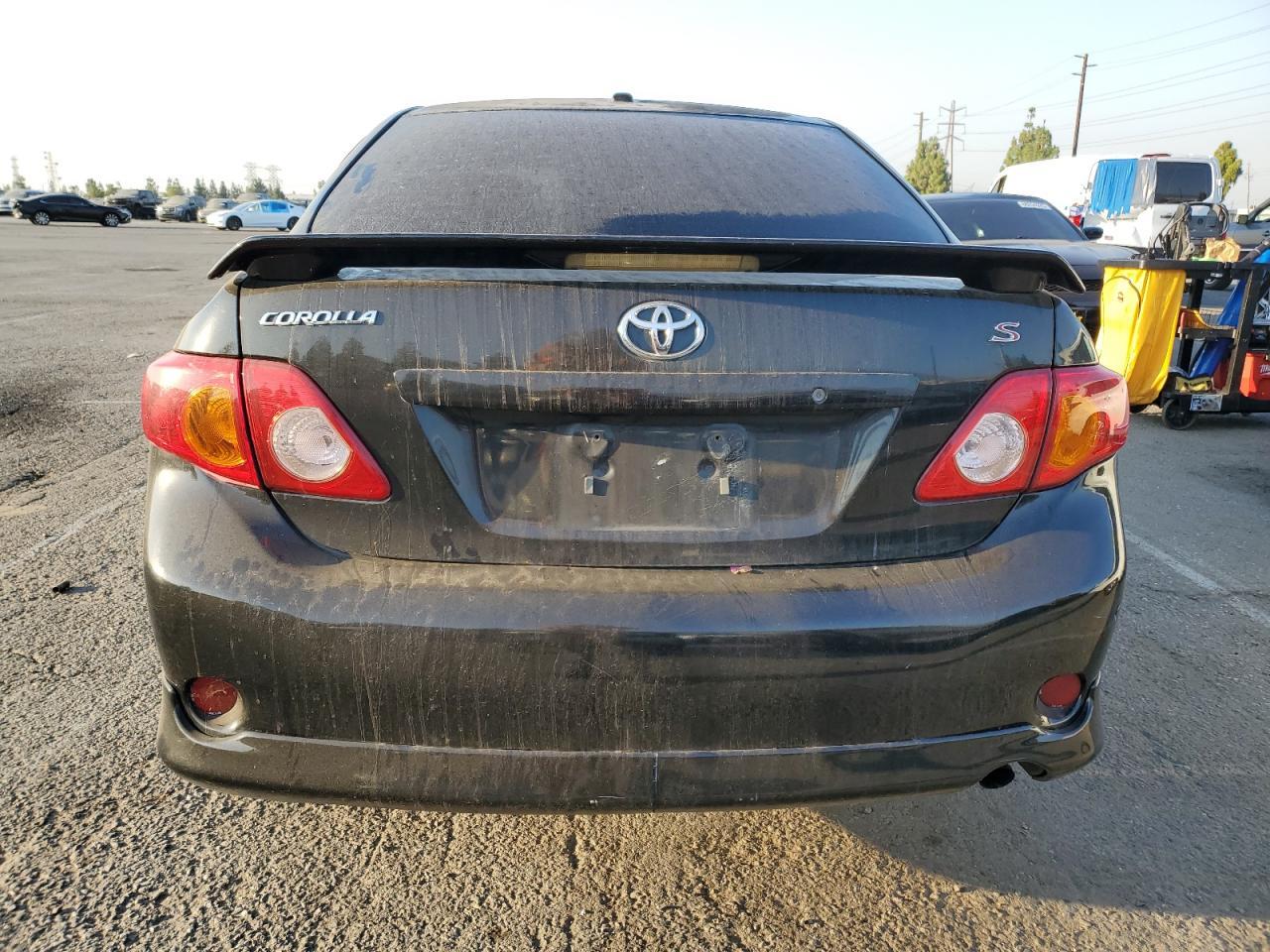 2009 Toyota Corolla Base - Фото 6