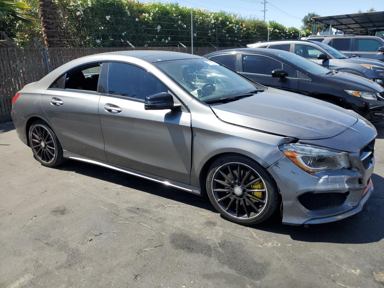 2014 Mercedes-Benz Cla 250 - Фото 4