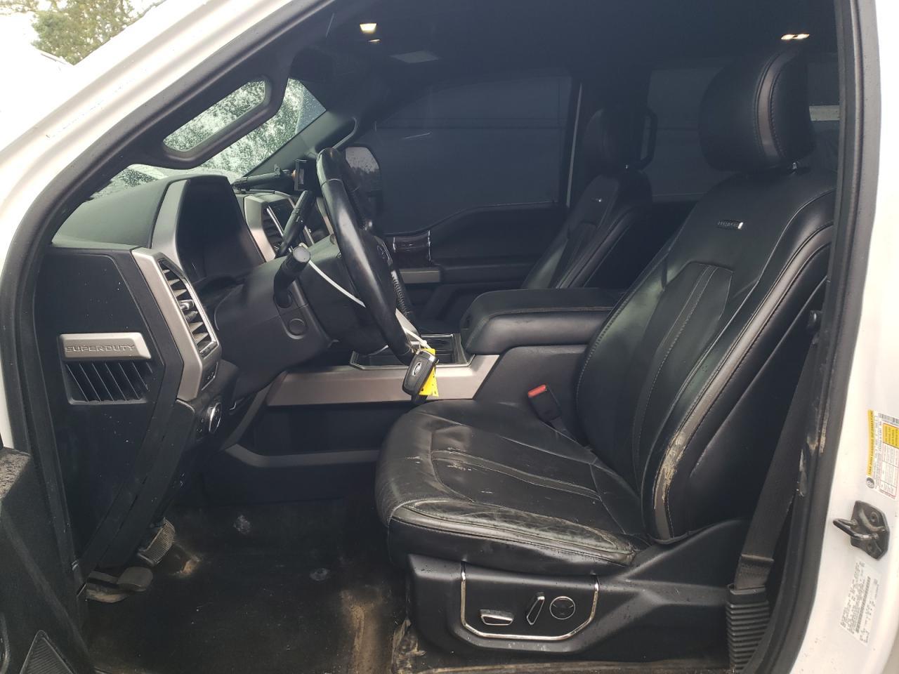 2017 Ford F350 Super Duty - Фото 7