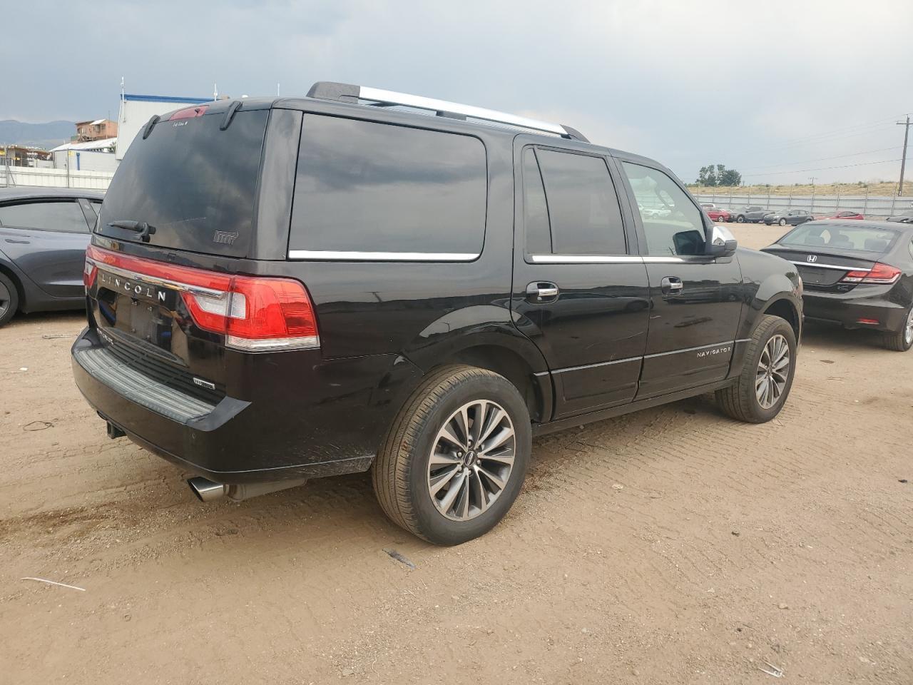 2016 Lincoln Navigator Select - Фото 3