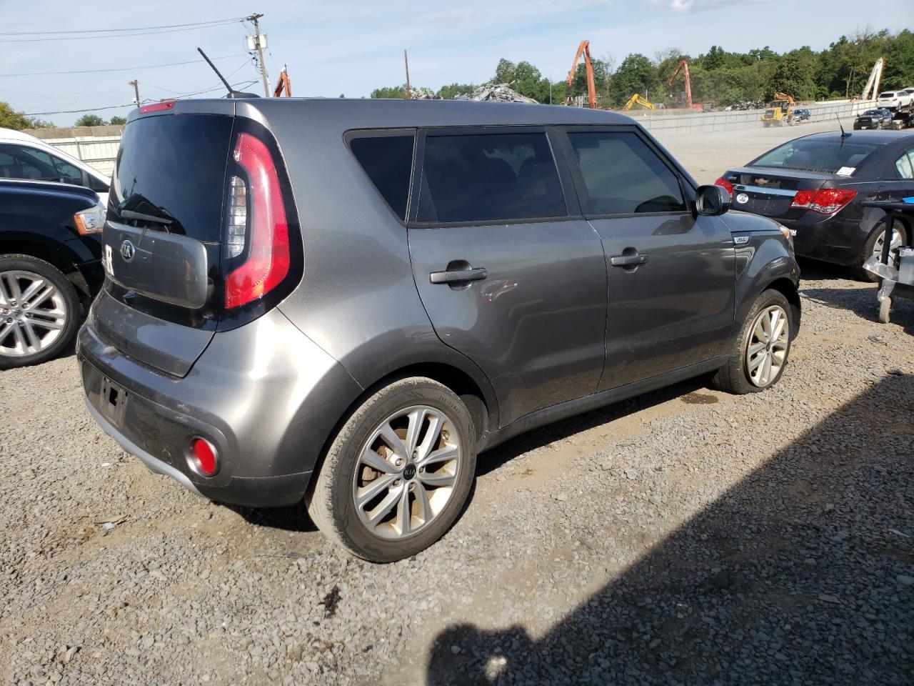 2018 Kia Soul + - Image 3