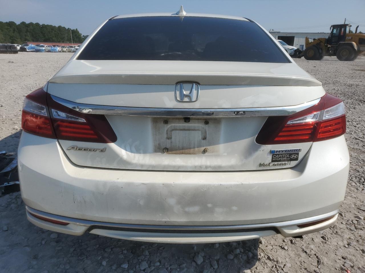 2017 Honda Accord Hybrid - Image 6
