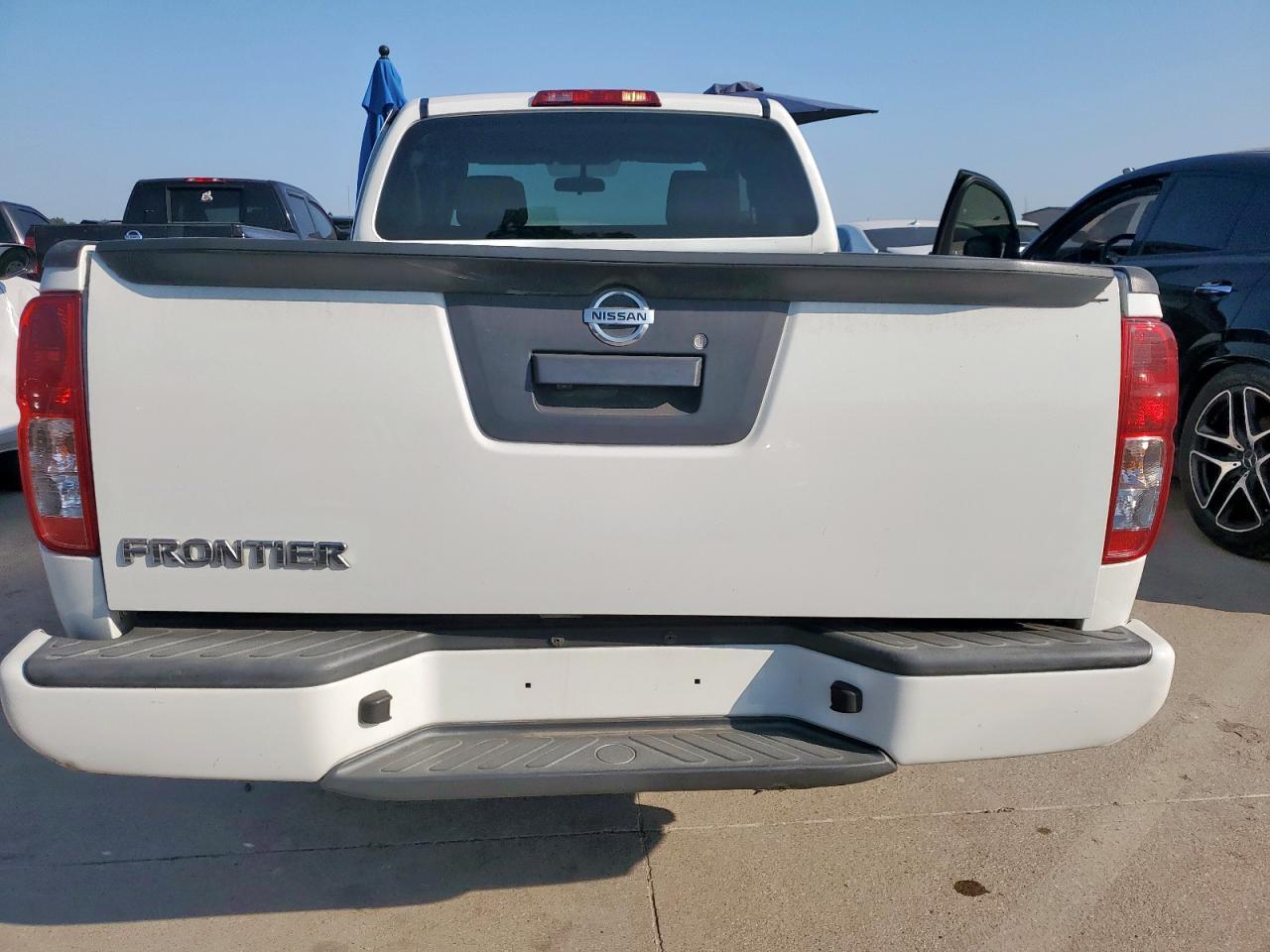2019 Nissan Frontier S - Image 6