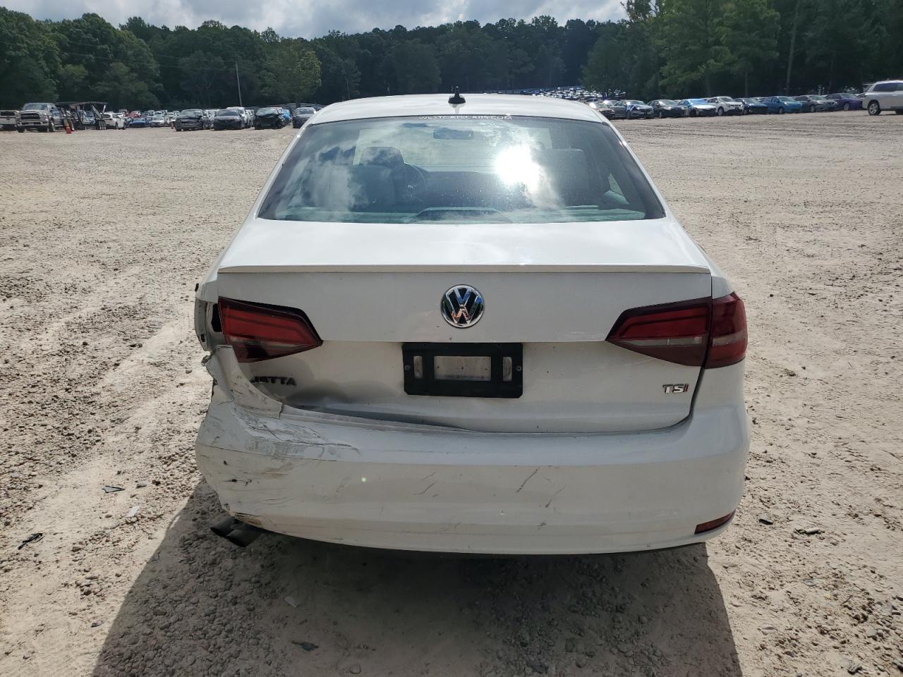 2016 Volkswagen Jetta Sport - Image 6