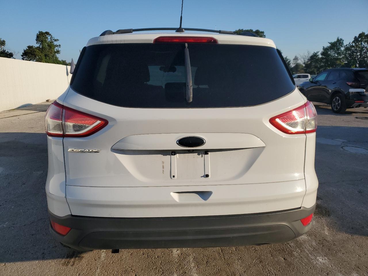 2015 Ford Escape S - Image 6