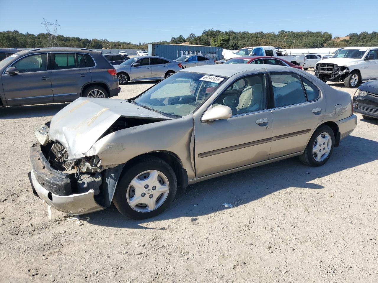 2001 Nissan Altima Xe