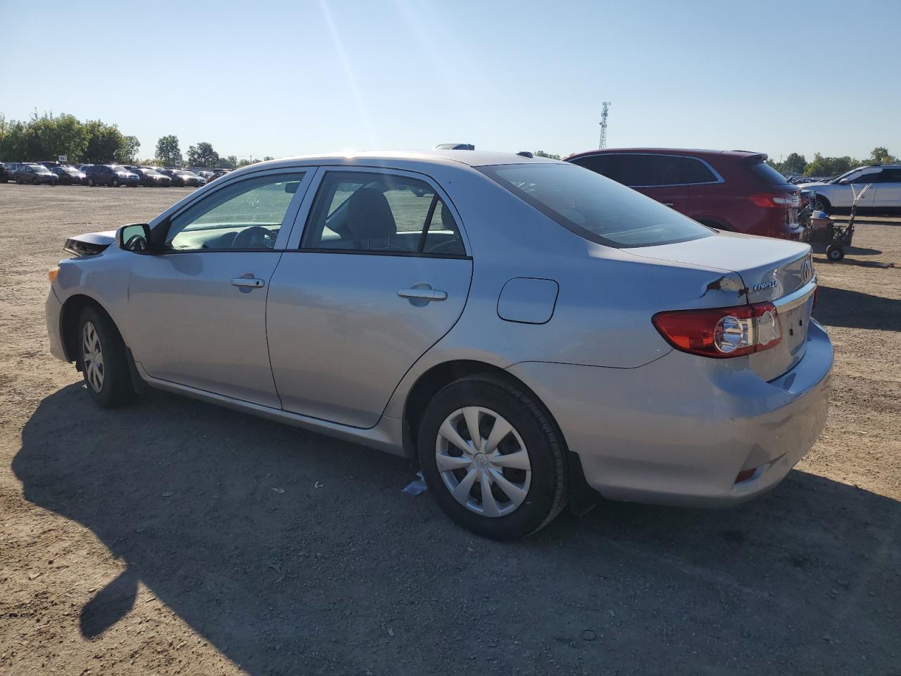2013 Toyota Corolla Base - Фото 2