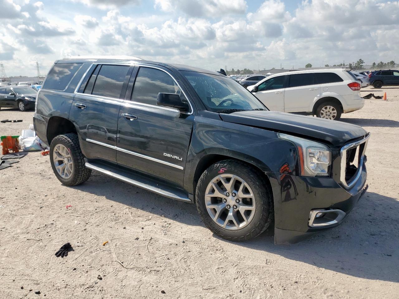 2016 GMC Yukon Denali - Фото 4