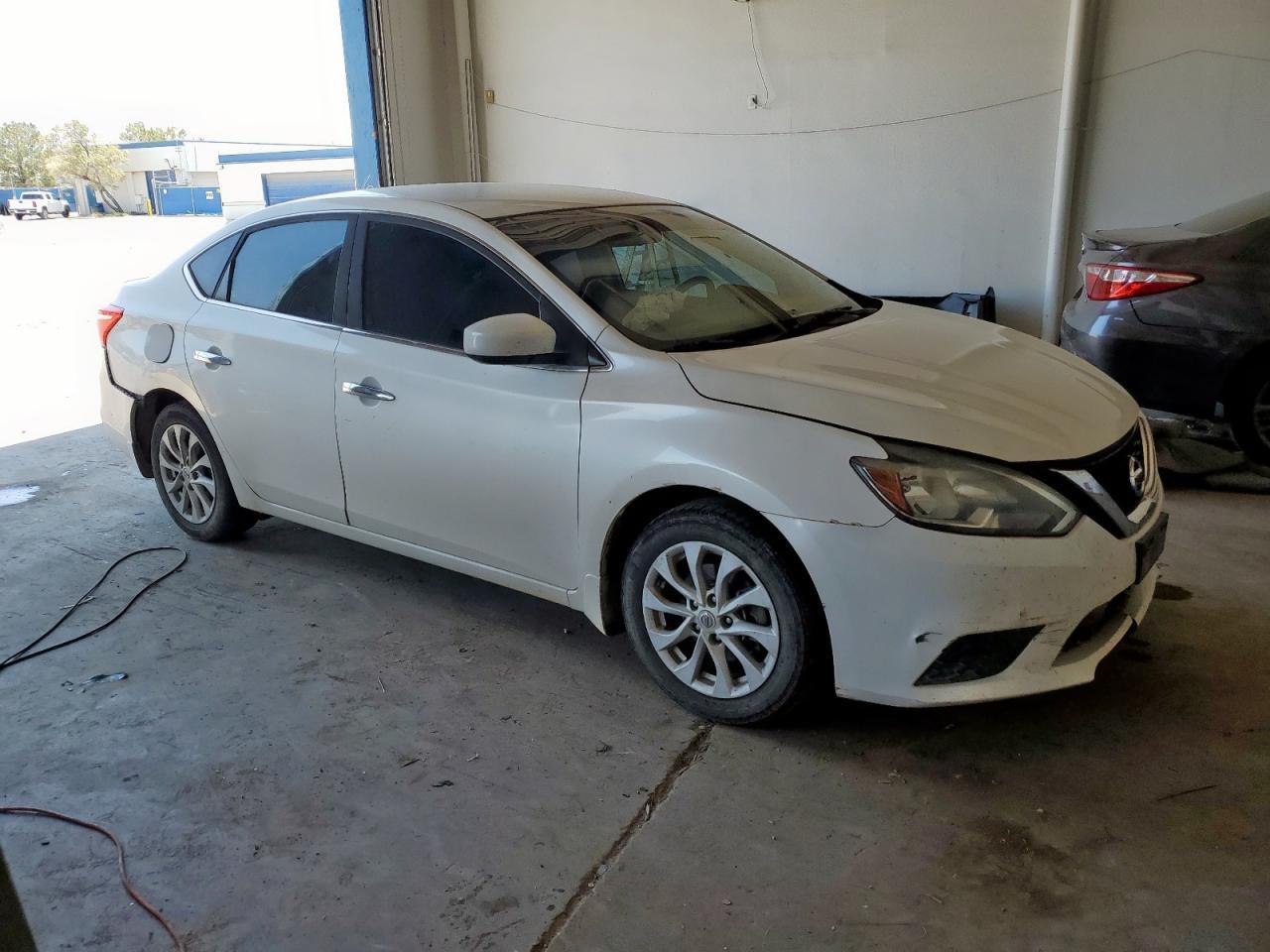 2018 Nissan Sentra S - Image 4