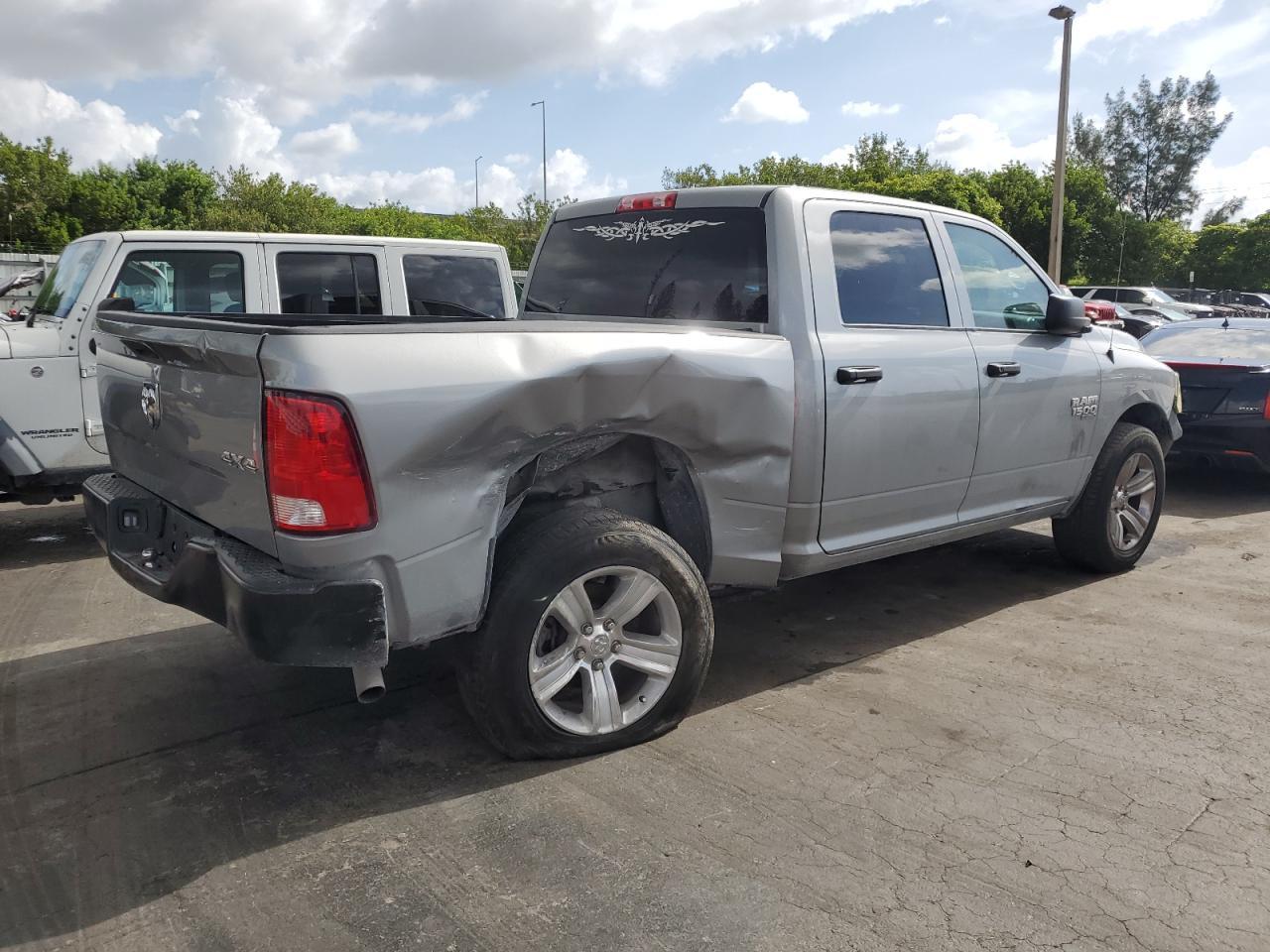 2022 Ram 1500 Classic Tradesman - Фото 3