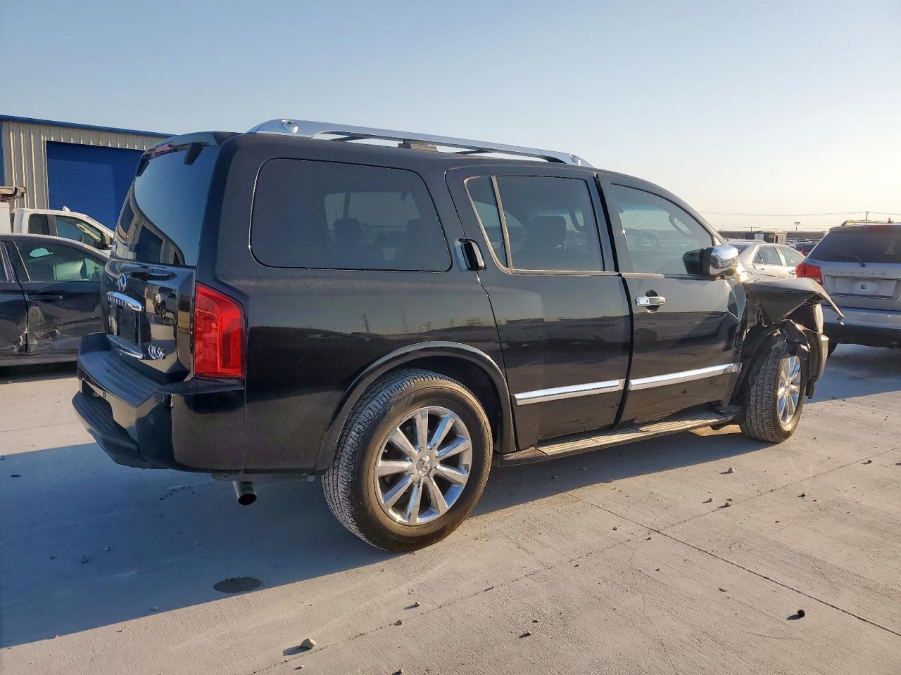 2008 Infiniti Qx56 - Image 3