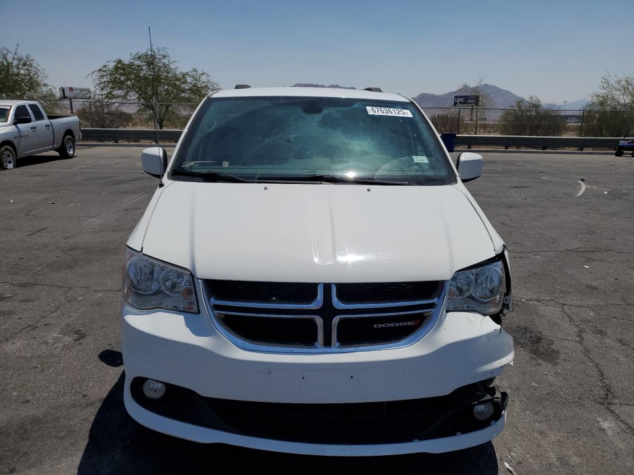 2019 Dodge Grand Caravan Sxt - Image 5