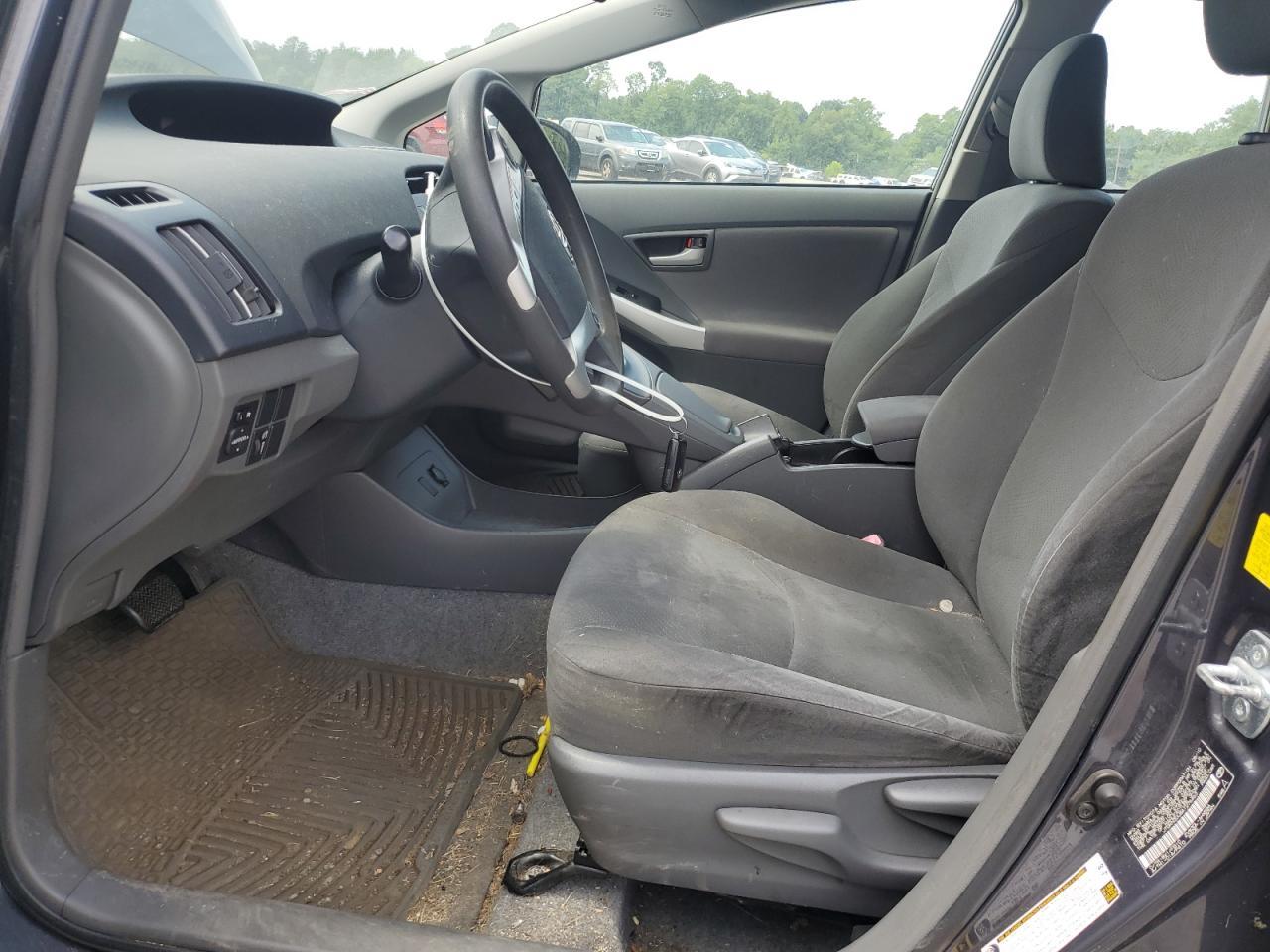 2010 Toyota Prius - Image 7