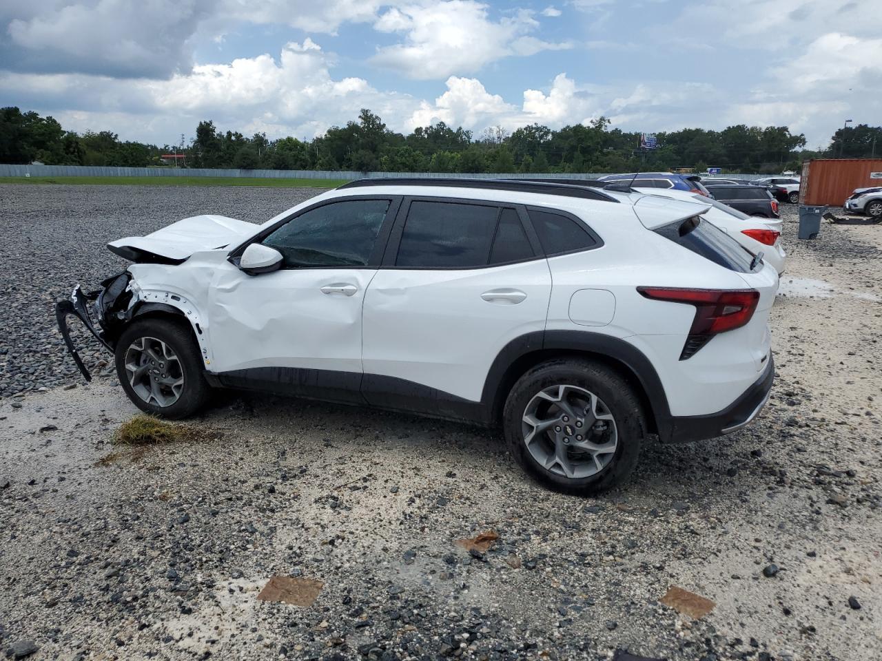 2025 Chevrolet Trax 1Lt - Фото 2