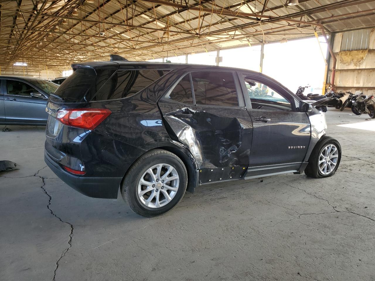 2021 Chevrolet Equinox Ls - Фото 3