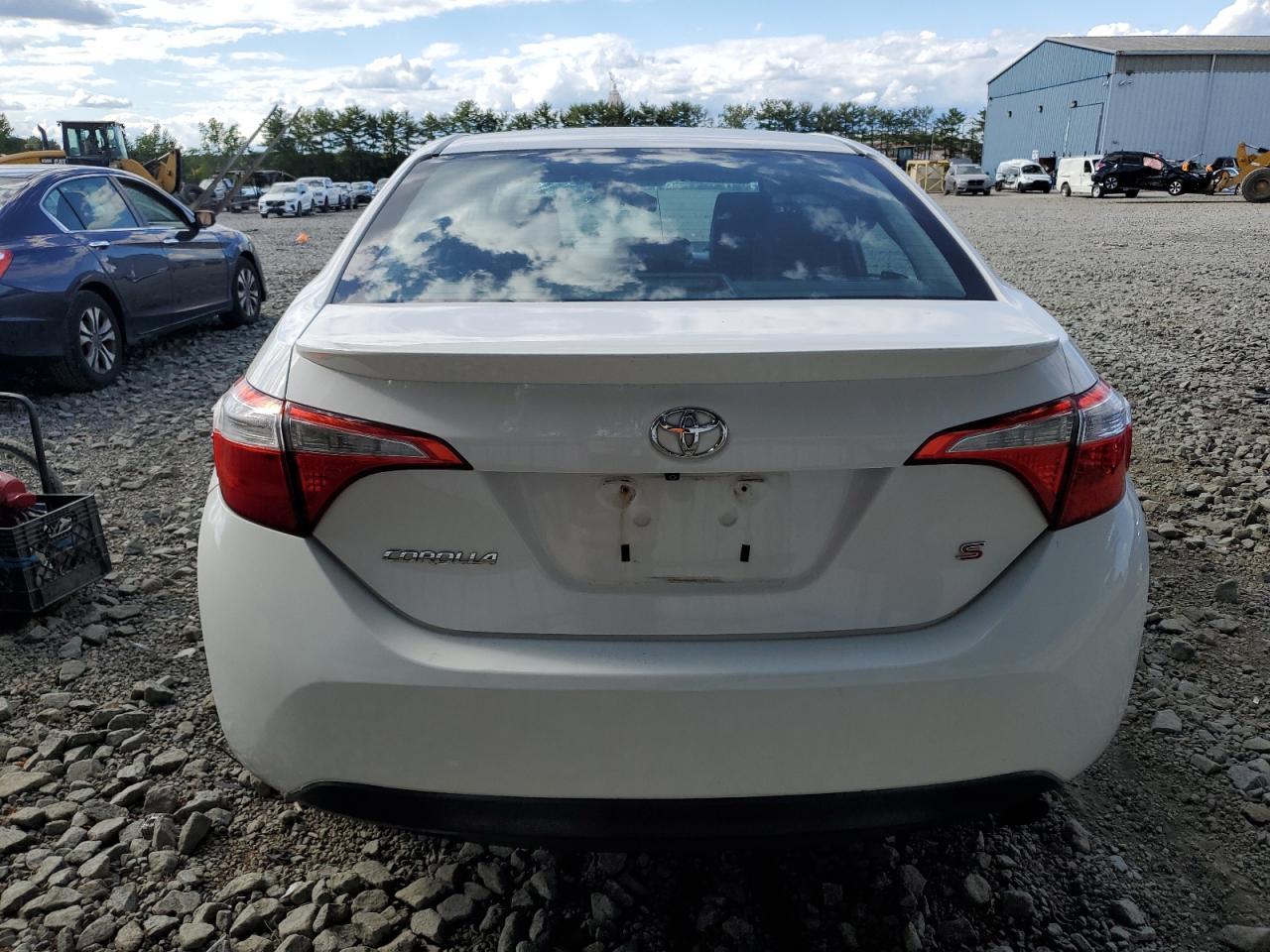 2014 Toyota Corolla L - Image 6