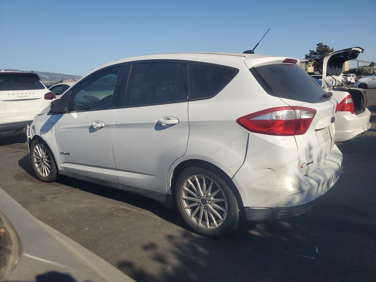 2015 Ford C-Max Se - Фото 2