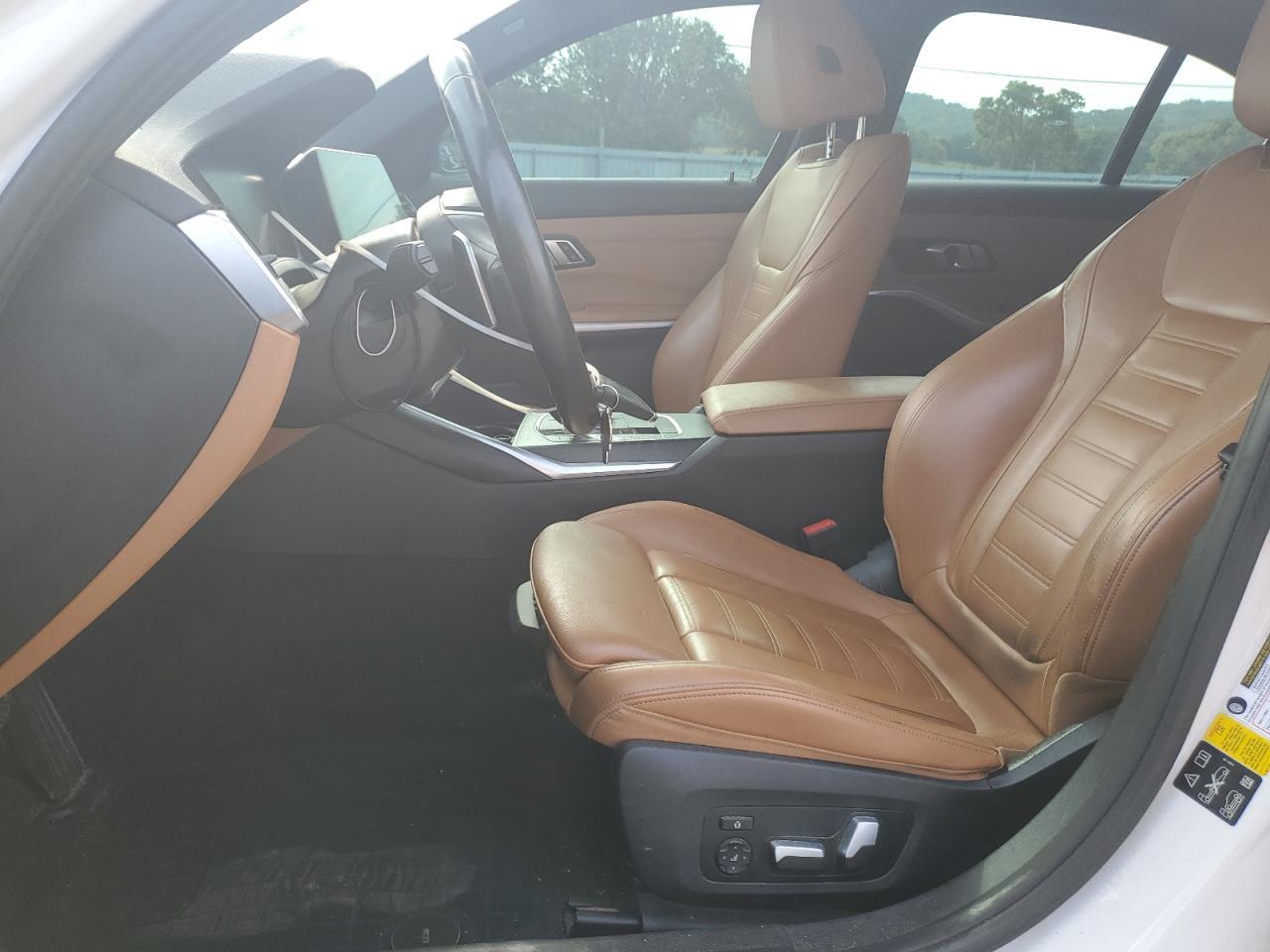 2021 BMW 330Xi - Image 7