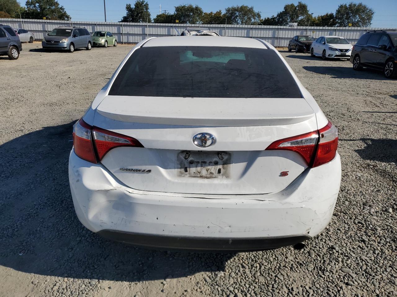 2015 Toyota Corolla L - Фото 6