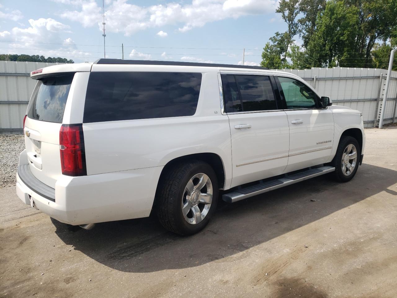2019 Chevrolet Suburban K1500 Lt - Фото 3