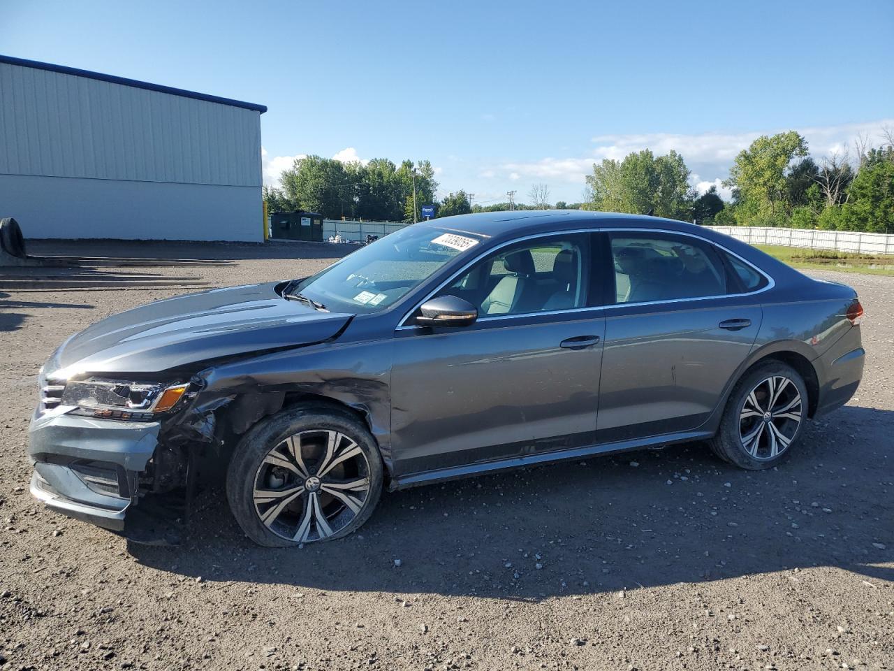 2022 Volkswagen Passat Se