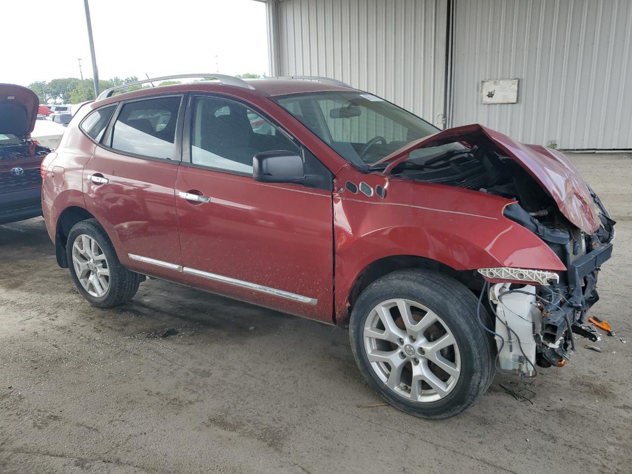 2015 Nissan Rogue Select S - Фото 4