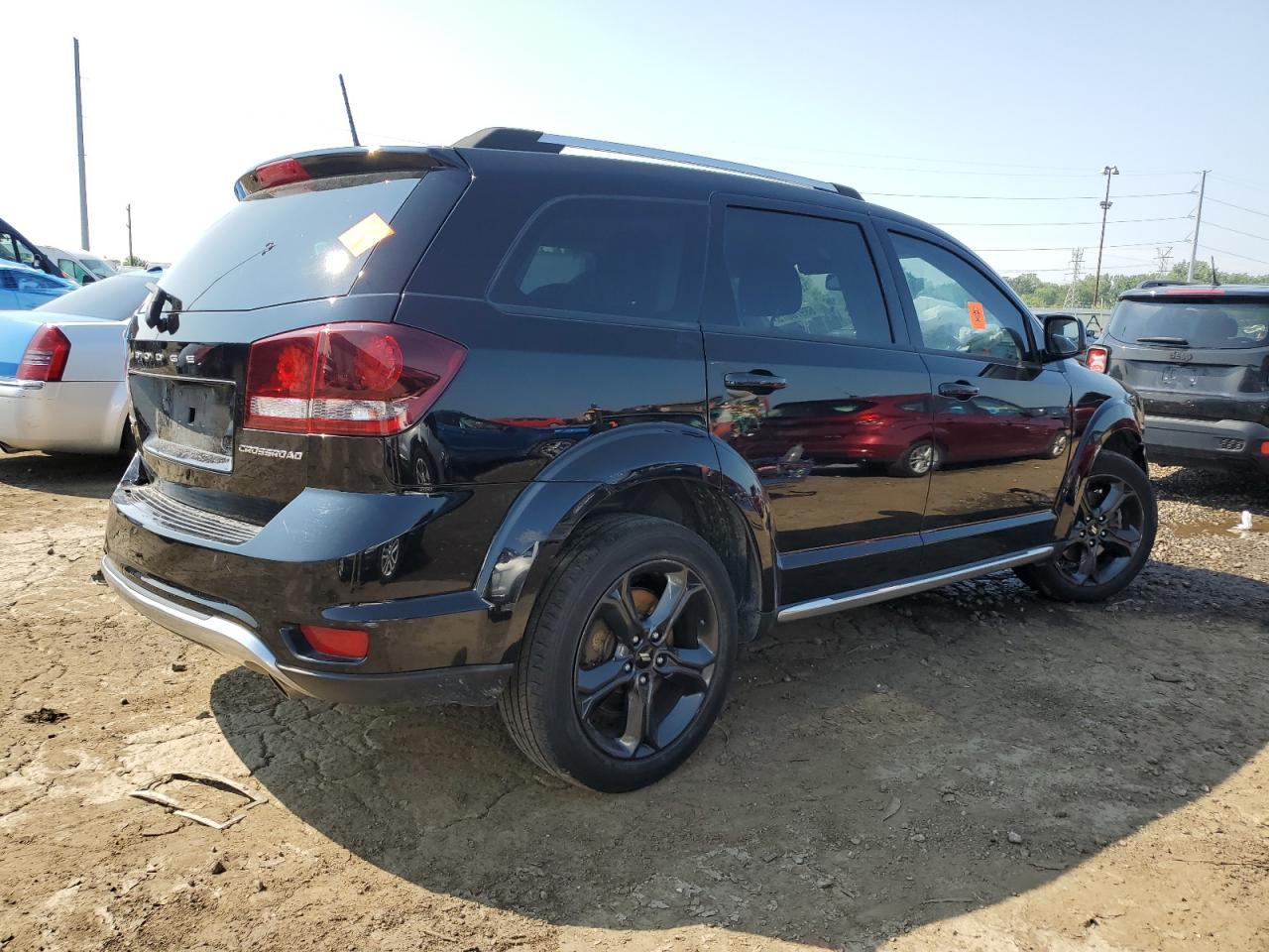 2019 Dodge Journey Crossroad - Image 3