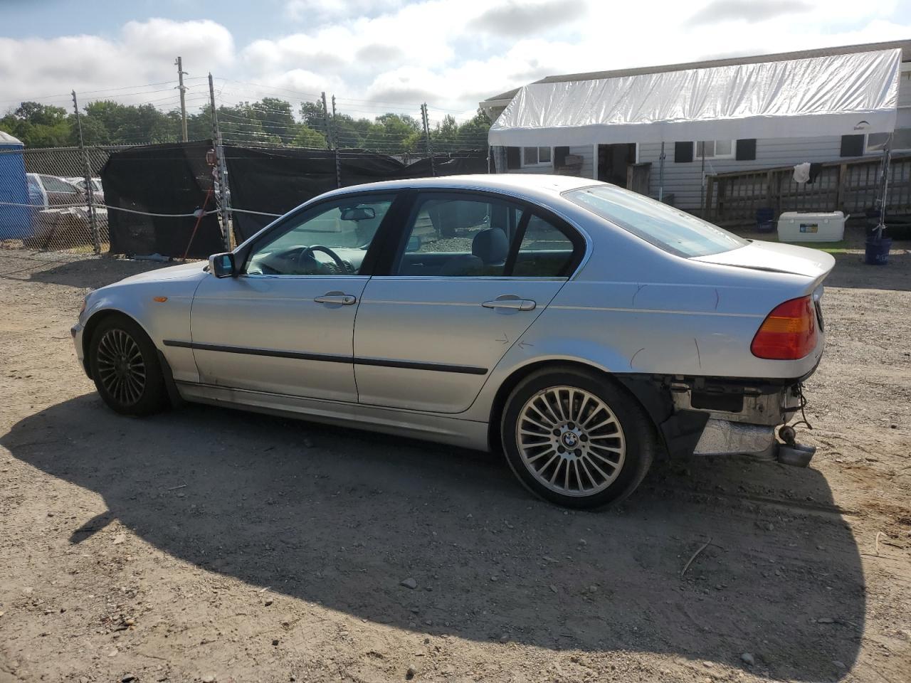 2002 BMW 330 I - Image 2