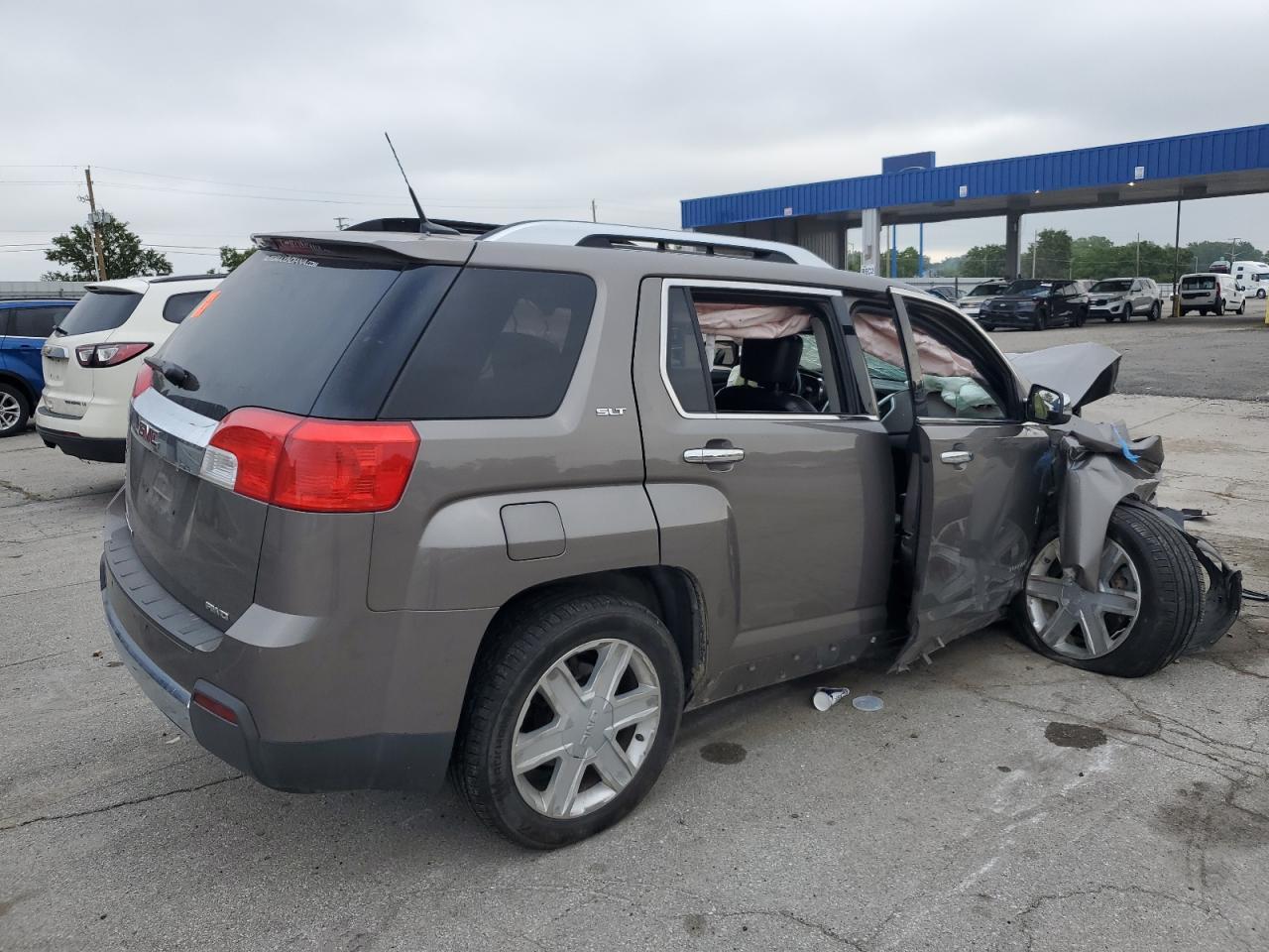 2010 GMC Terrain Slt - Image 3