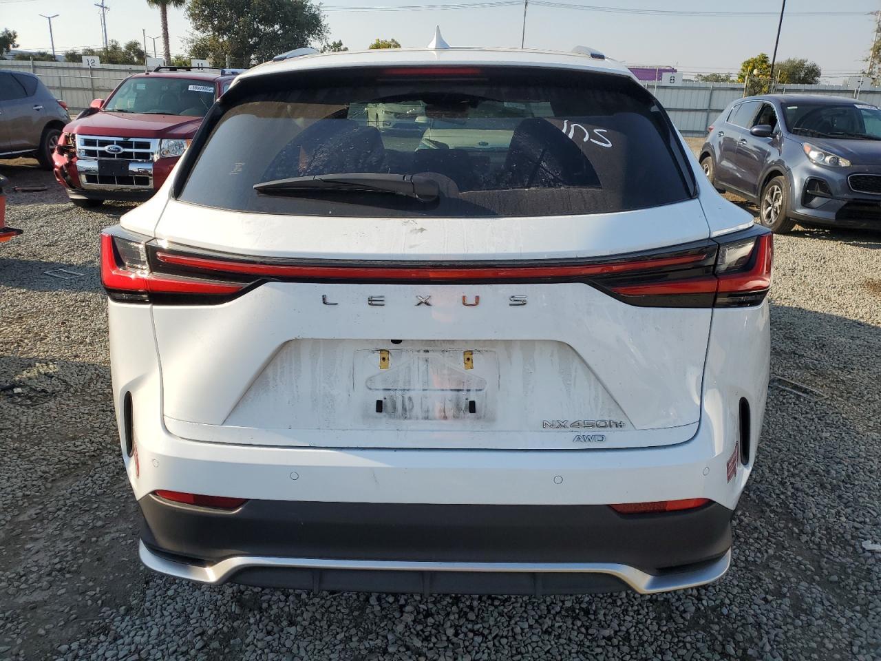 2025 Lexus Nx 450H Luxury - Фото 6