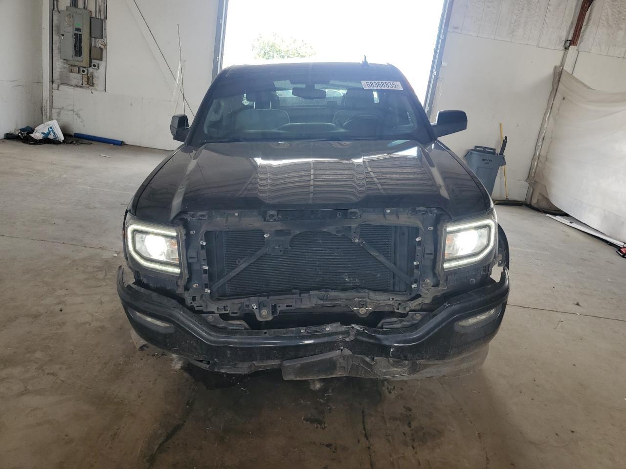 2017 GMC Sierra K1500 - Image 5