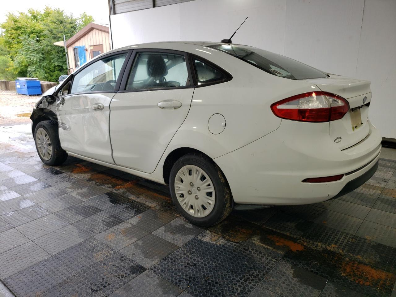 2018 Ford Fiesta S - Фото 2