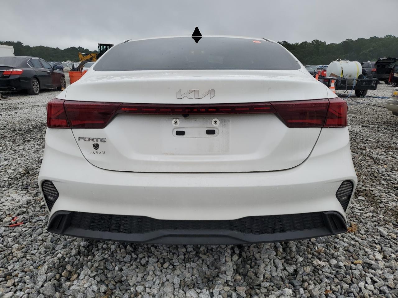 2024 Kia Forte Lx - Фото 6