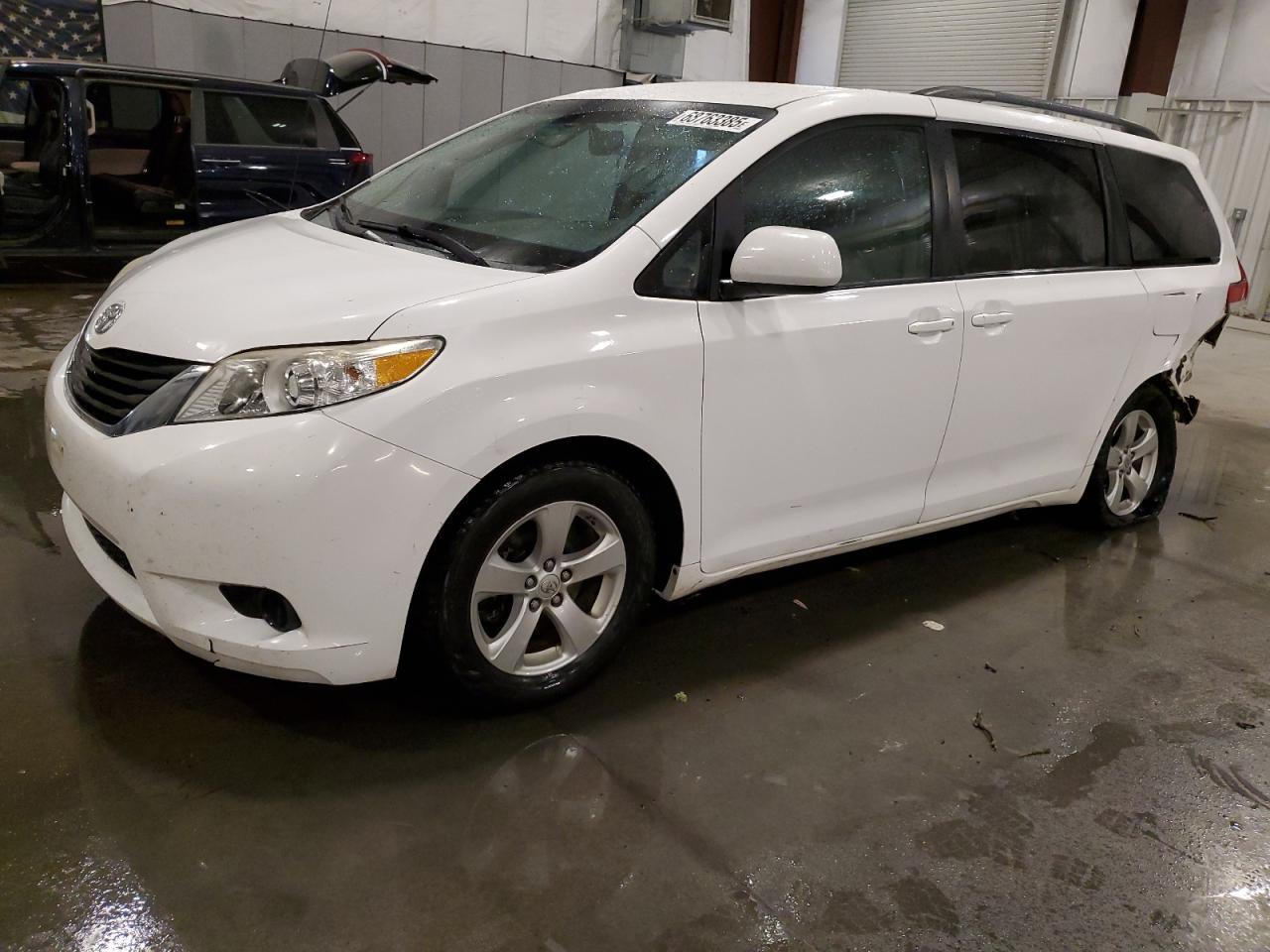 2013 Toyota Sienna Le