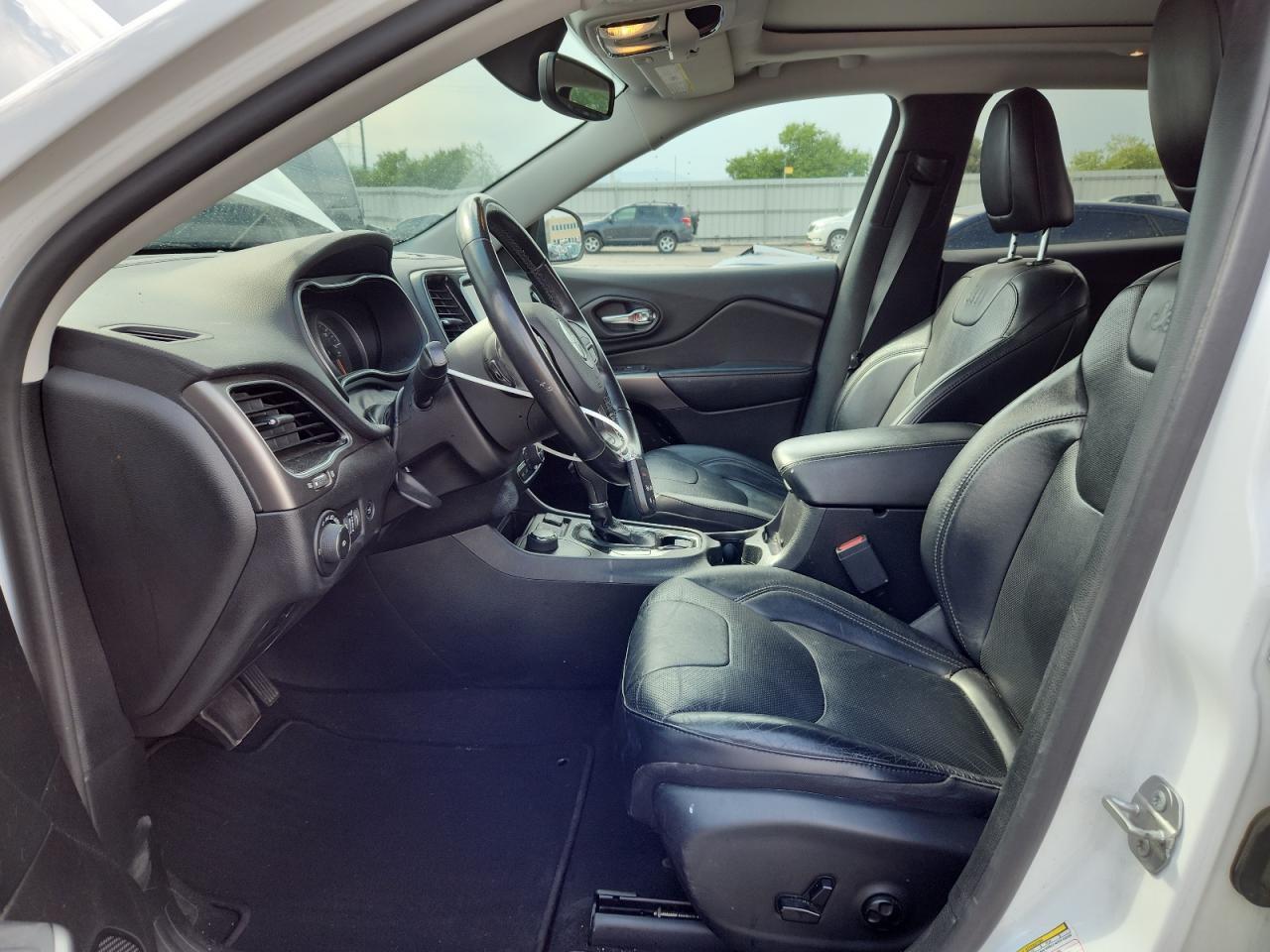 2020 Jeep Cherokee Limited - Image 7
