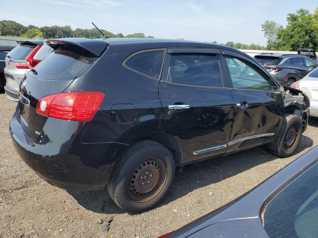 2013 Nissan Rogue S - Image 3