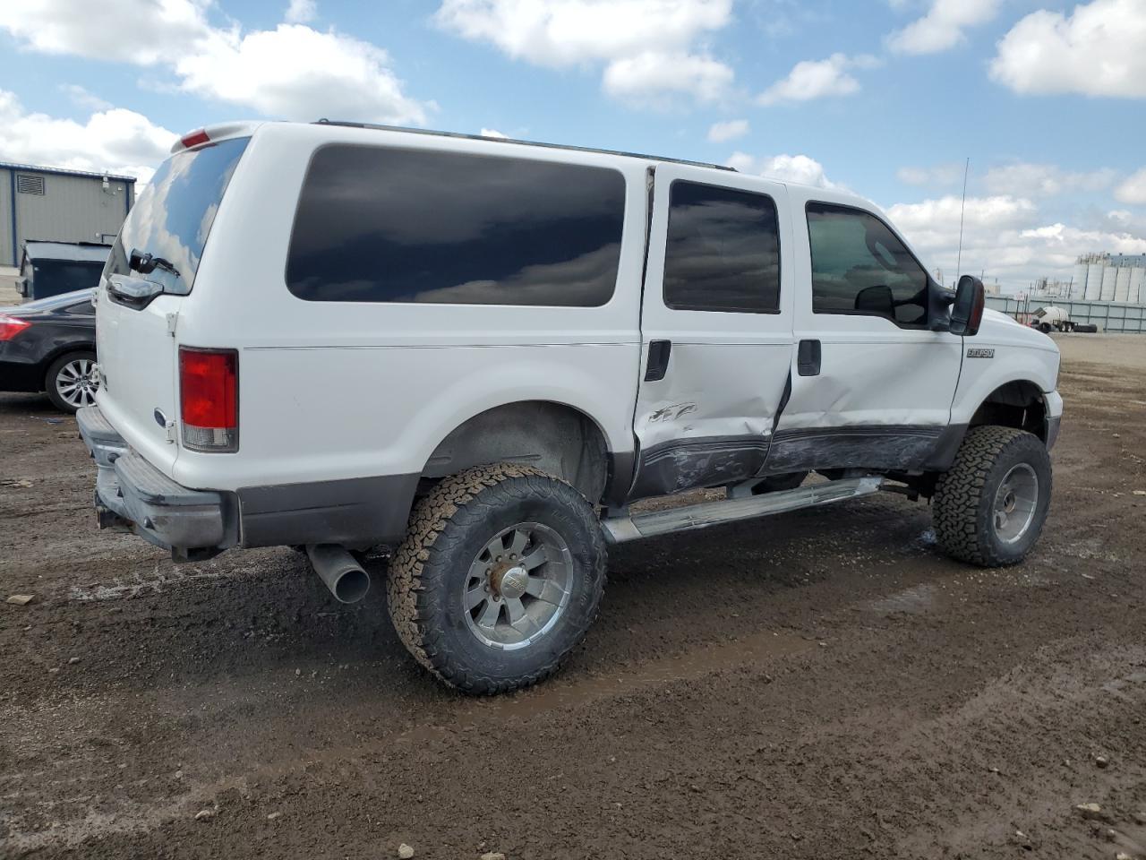 2005 Ford Excursion Xlt - Image 3