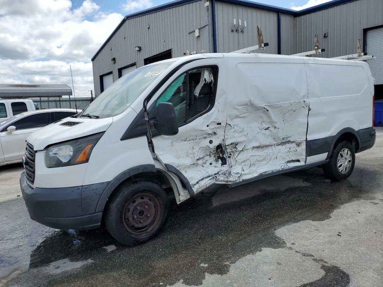 2017 Ford Transit T-250