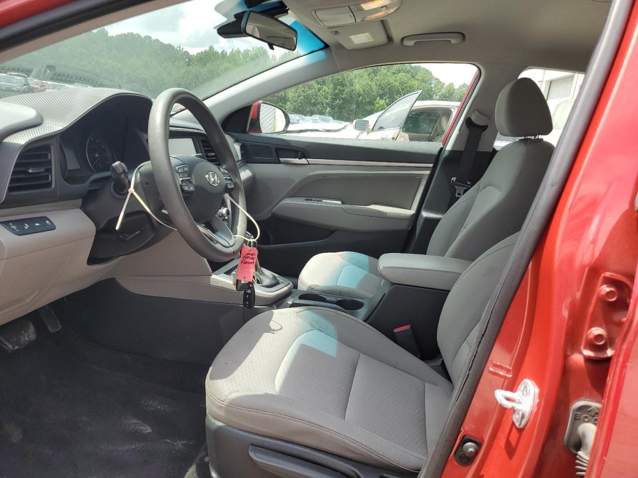 2020 Hyundai Elantra Sel - Фото 7