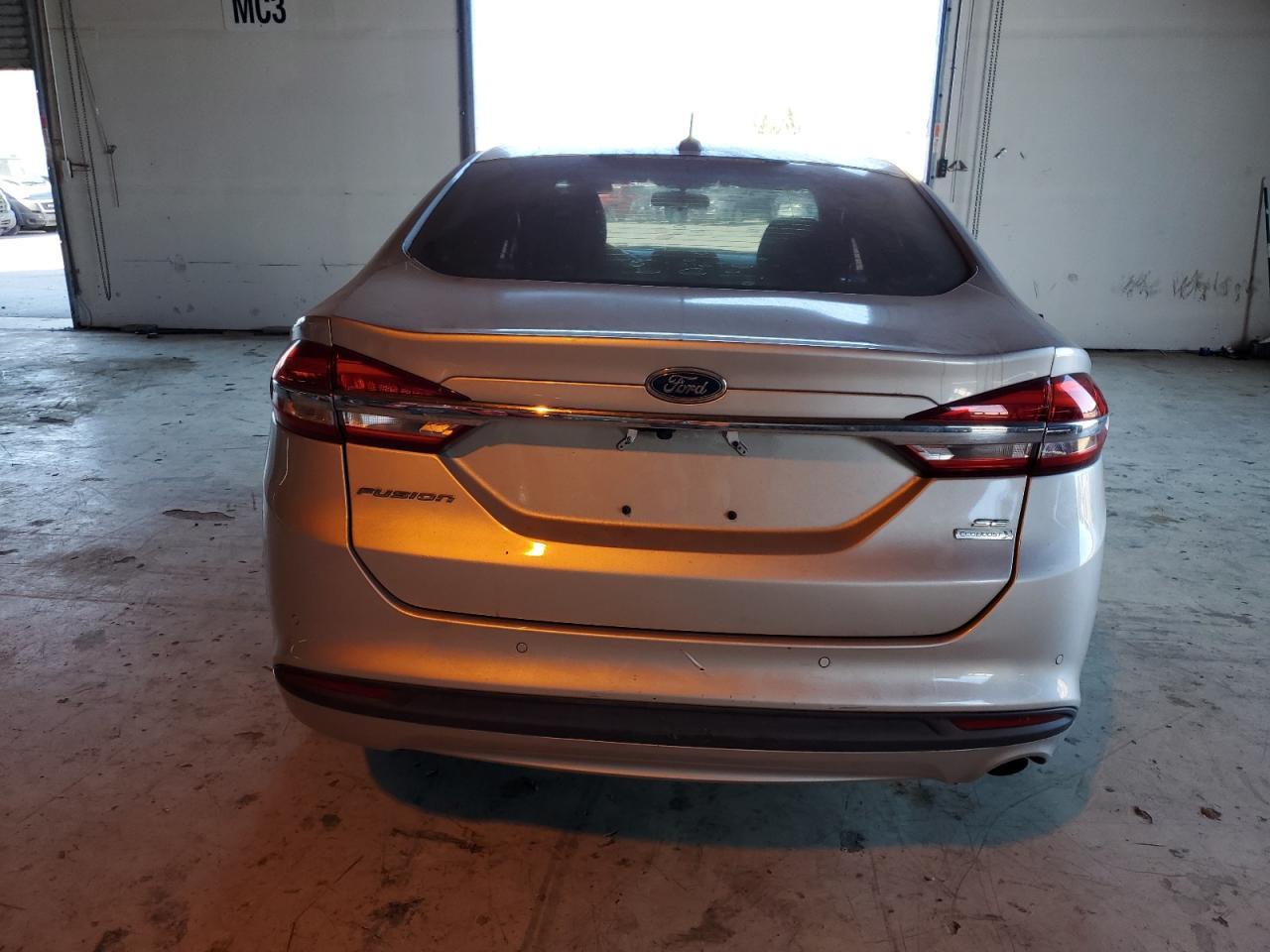 2017 Ford Fusion Se - Фото 6