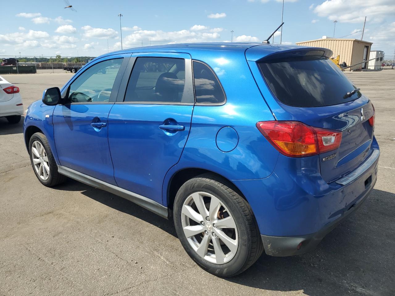 2015 Mitsubishi Outlander Sport Es - Фото 2
