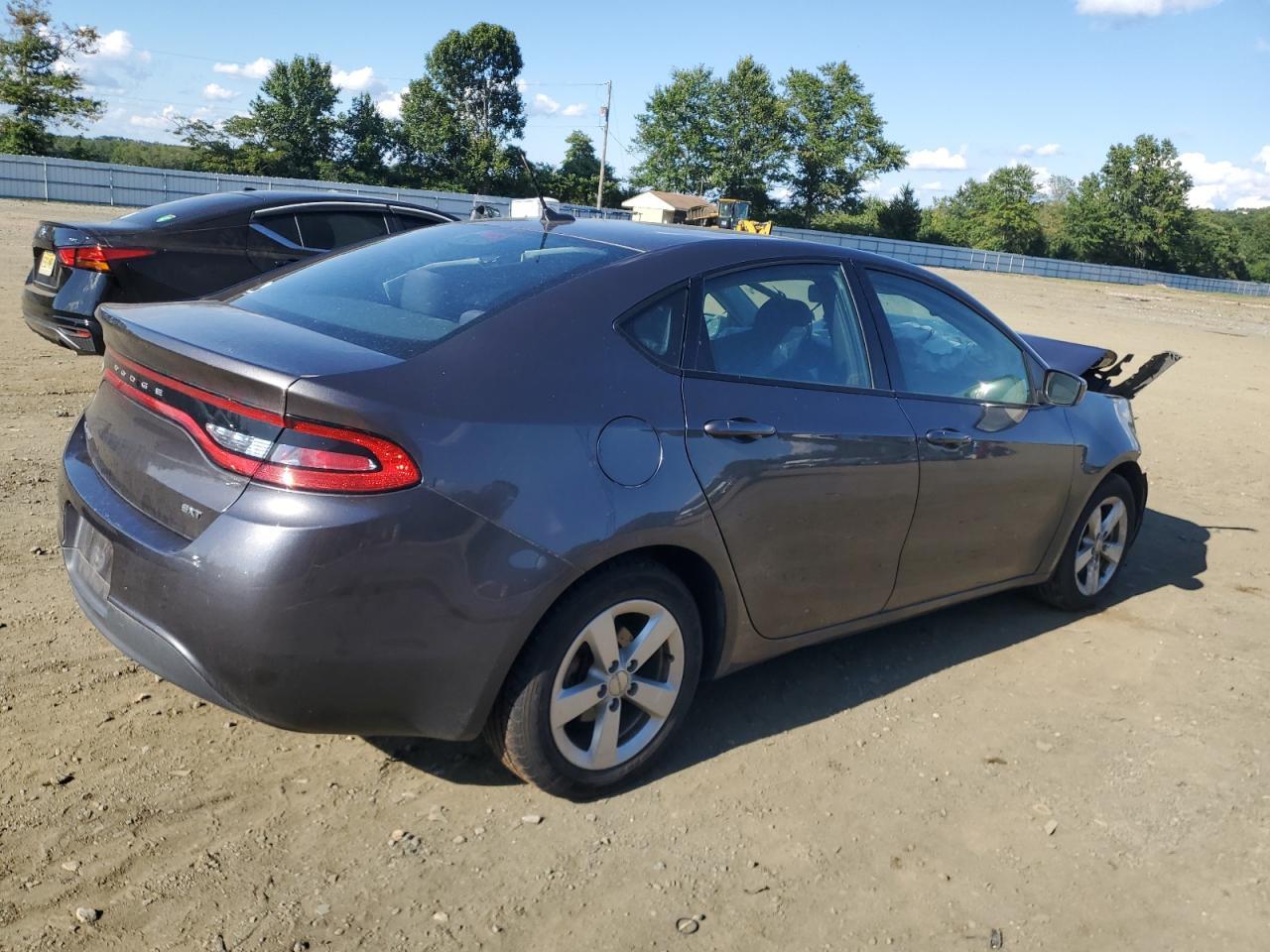 2015 Dodge Dart Sxt - Image 3
