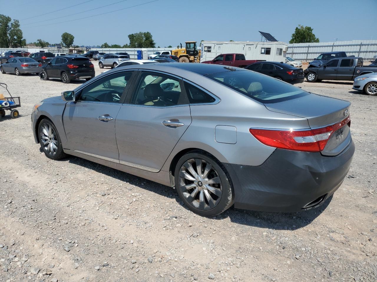 2013 Hyundai Azera Base - Фото 2