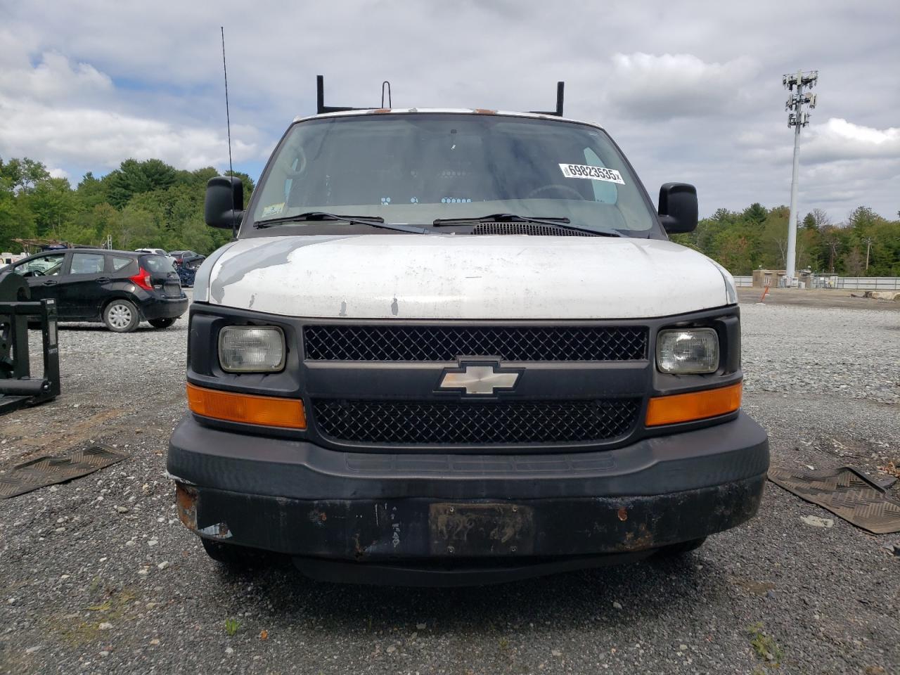 2005 Chevrolet Express G1500 - Image 5