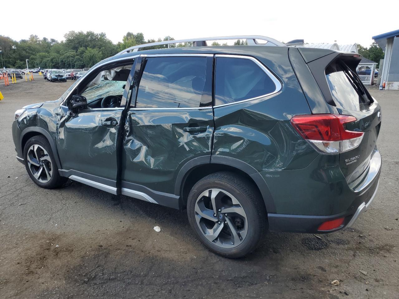 2023 Subaru Forester Touring - Фото 2