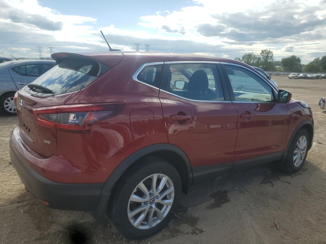 2020 Nissan Rogue Sport S - Image 3