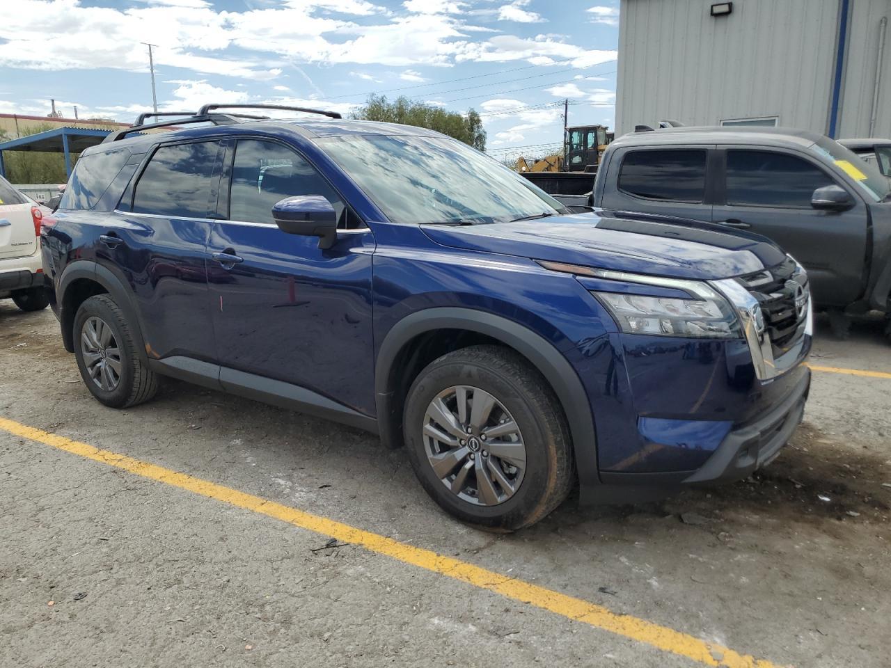 2025 Nissan Pathfinder Sv - Фото 4